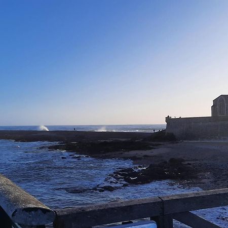 Maison de pêcheur rénovée avec cour proche du port Les Sables-dʼOlonne Extérieur photo
