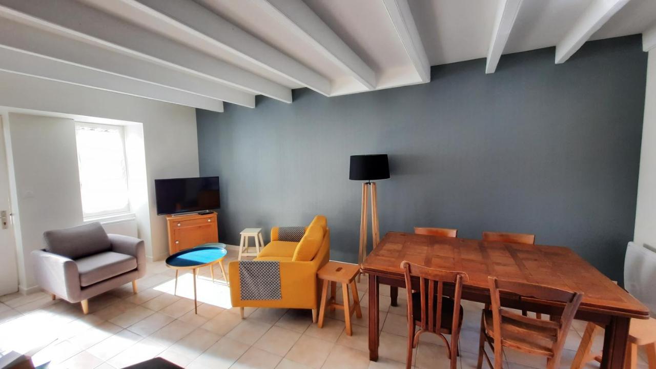 Maison de pêcheur rénovée avec cour proche du port Les Sables-dʼOlonne Extérieur photo